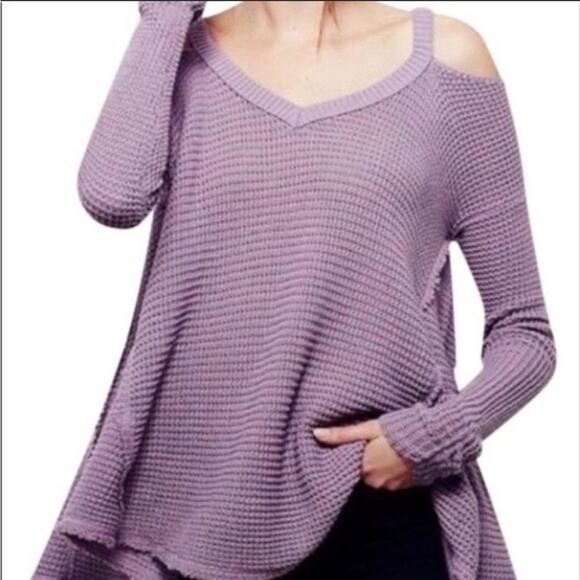 FREE PEOPLE Womens Cold Shoulder Long Sleeve Swing Tunic Sweater Top Size XS - Picture 6 of 6